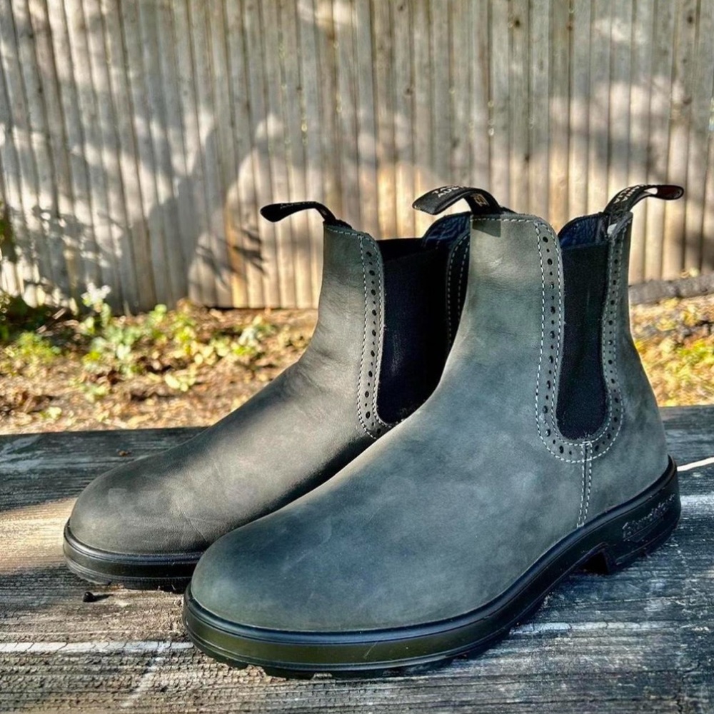 Bought these brand new and they are too small for me sadly! So only worn ONCE!!